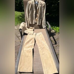 LOFT Women’s Suede Beige Blazer/Jacket, Skirt & Pants Petite Cream/Tan